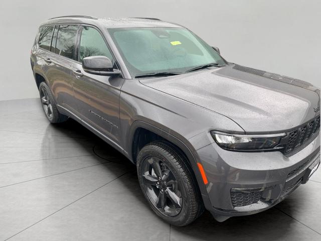 2024 Jeep Grand Cherokee L Vehicle Photo in Oshkosh, WI 54901