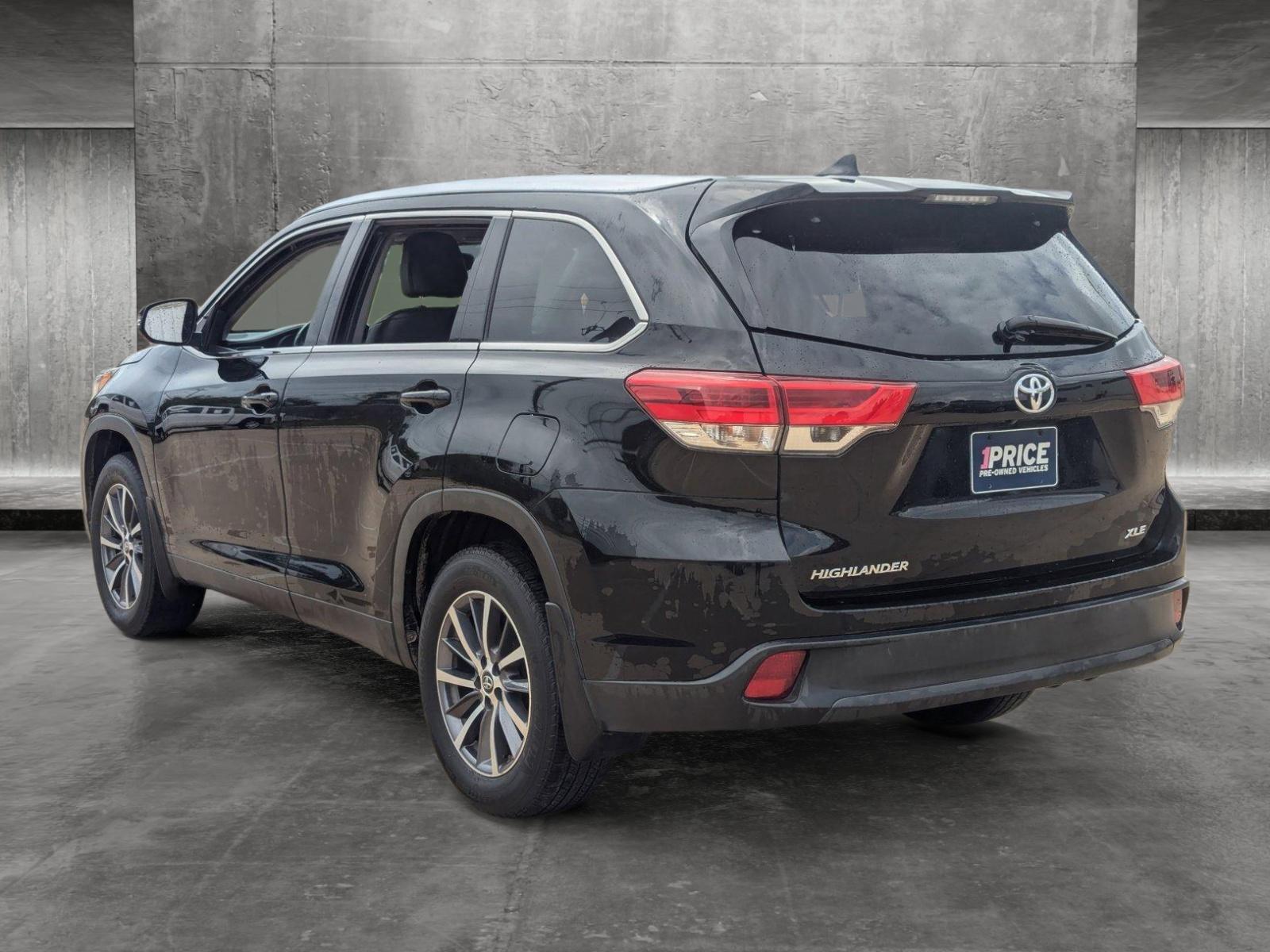 2019 Toyota Highlander Vehicle Photo in CORPUS CHRISTI, TX 78412-4902