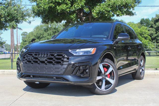 2024 Audi Q5 Vehicle Photo in HOUSTON, TX 77090