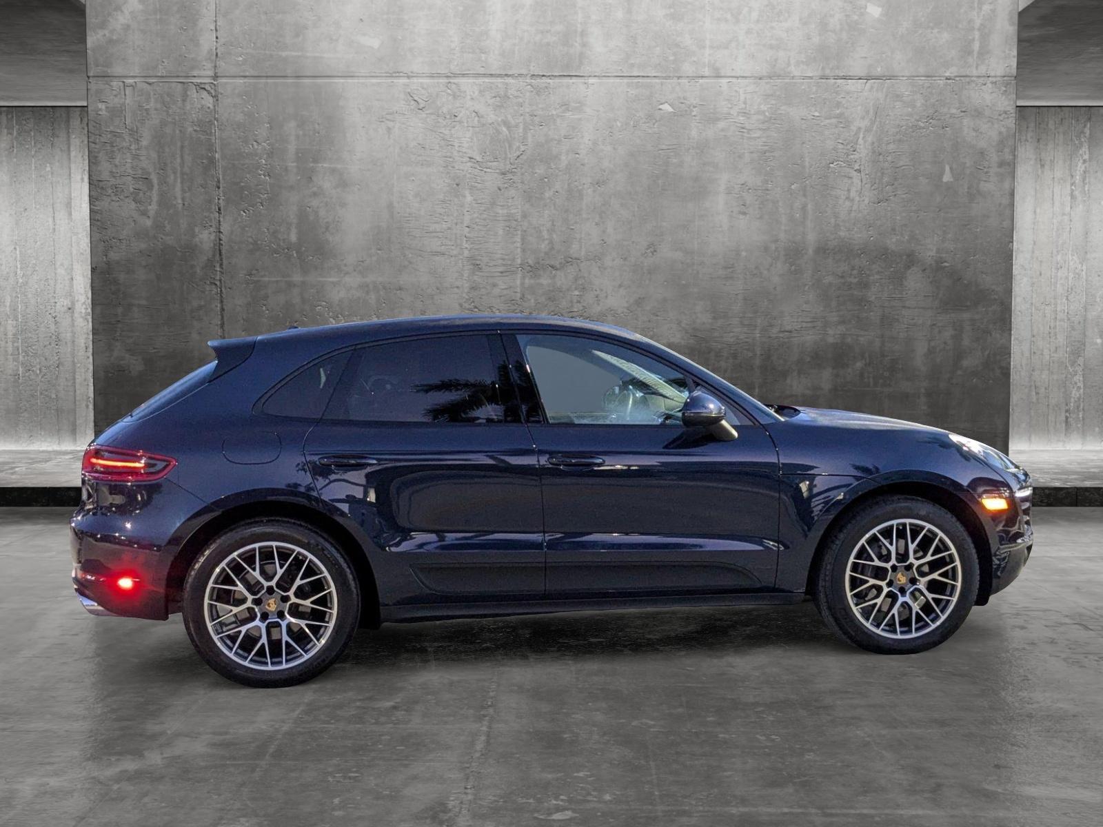 2018 Porsche Macan Vehicle Photo in Miami, FL 33169