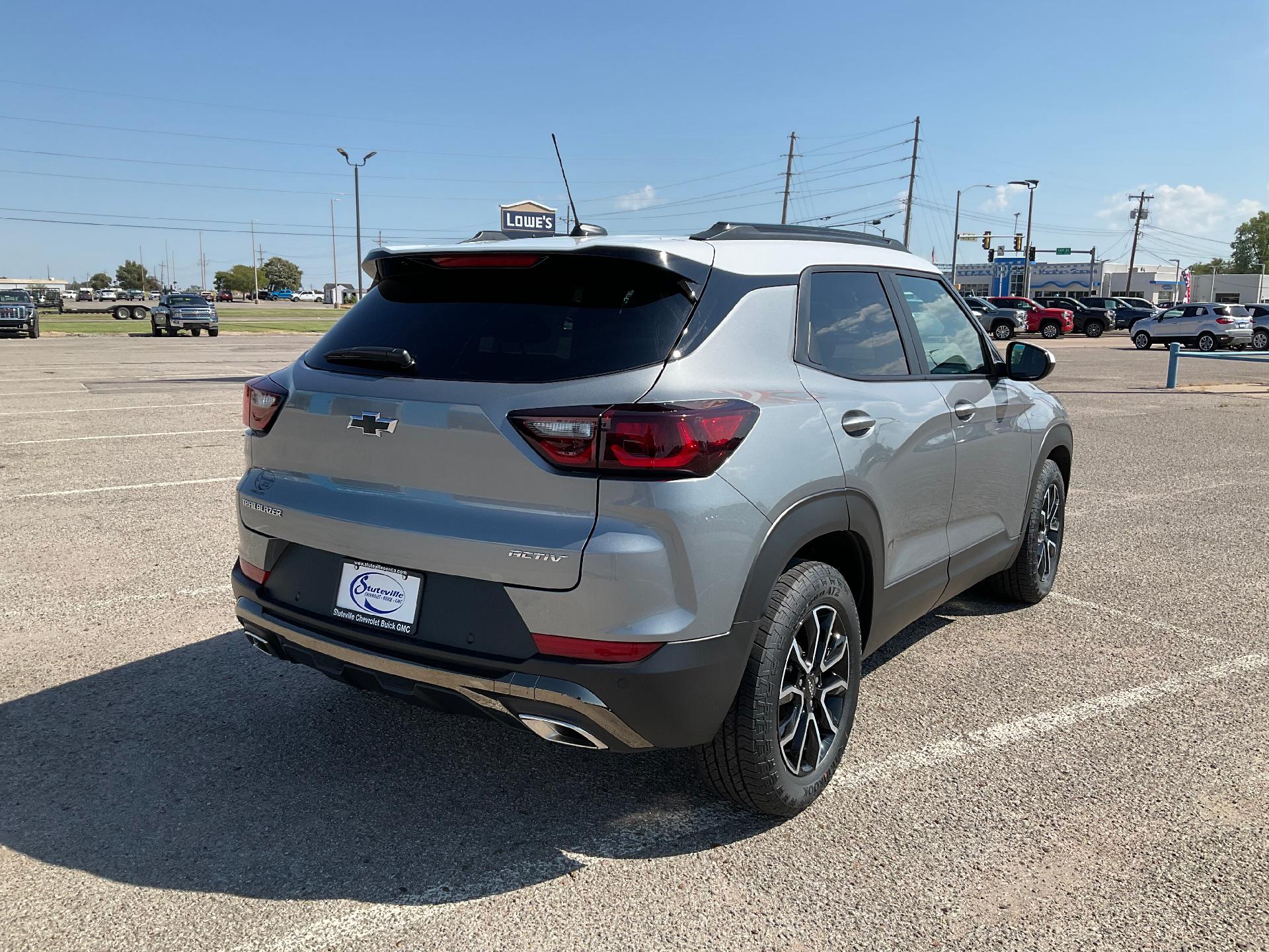 2025 Chevrolet Trailblazer Vehicle Photo in PONCA CITY, OK 74601-1036