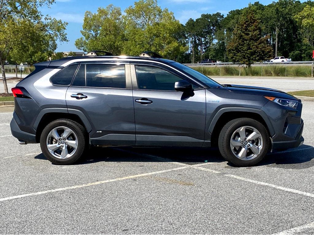 2020 Toyota RAV4 Vehicle Photo in POOLER, GA 31322-3252