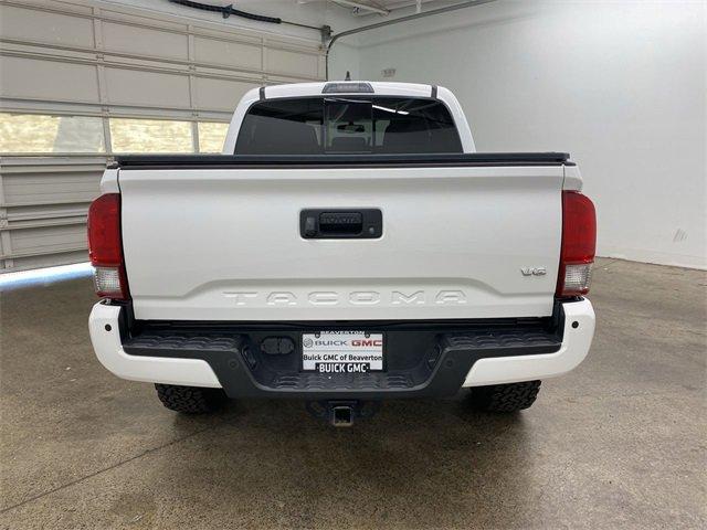 2017 Toyota Tacoma Vehicle Photo in PORTLAND, OR 97225-3518