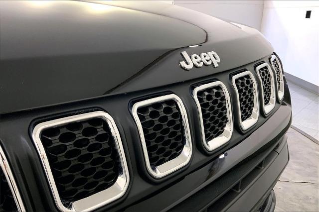 2023 Jeep Compass Vehicle Photo in Kansas City, MO 64114