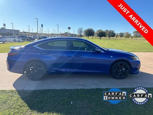 2022 Lexus ES 300h Vehicle Photo in Denison, TX 75020