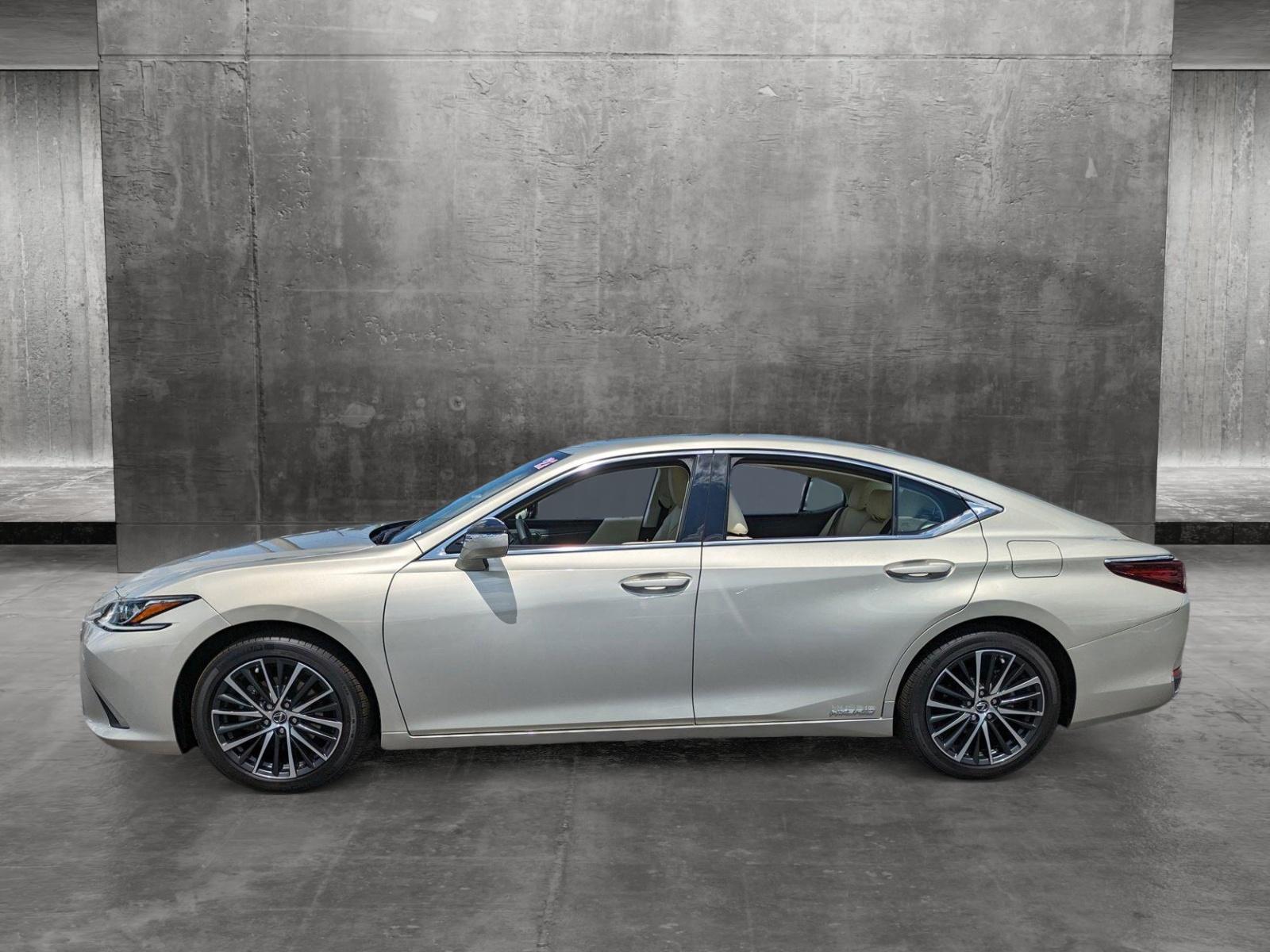 2022 Lexus ES 300h Vehicle Photo in Clearwater, FL 33761