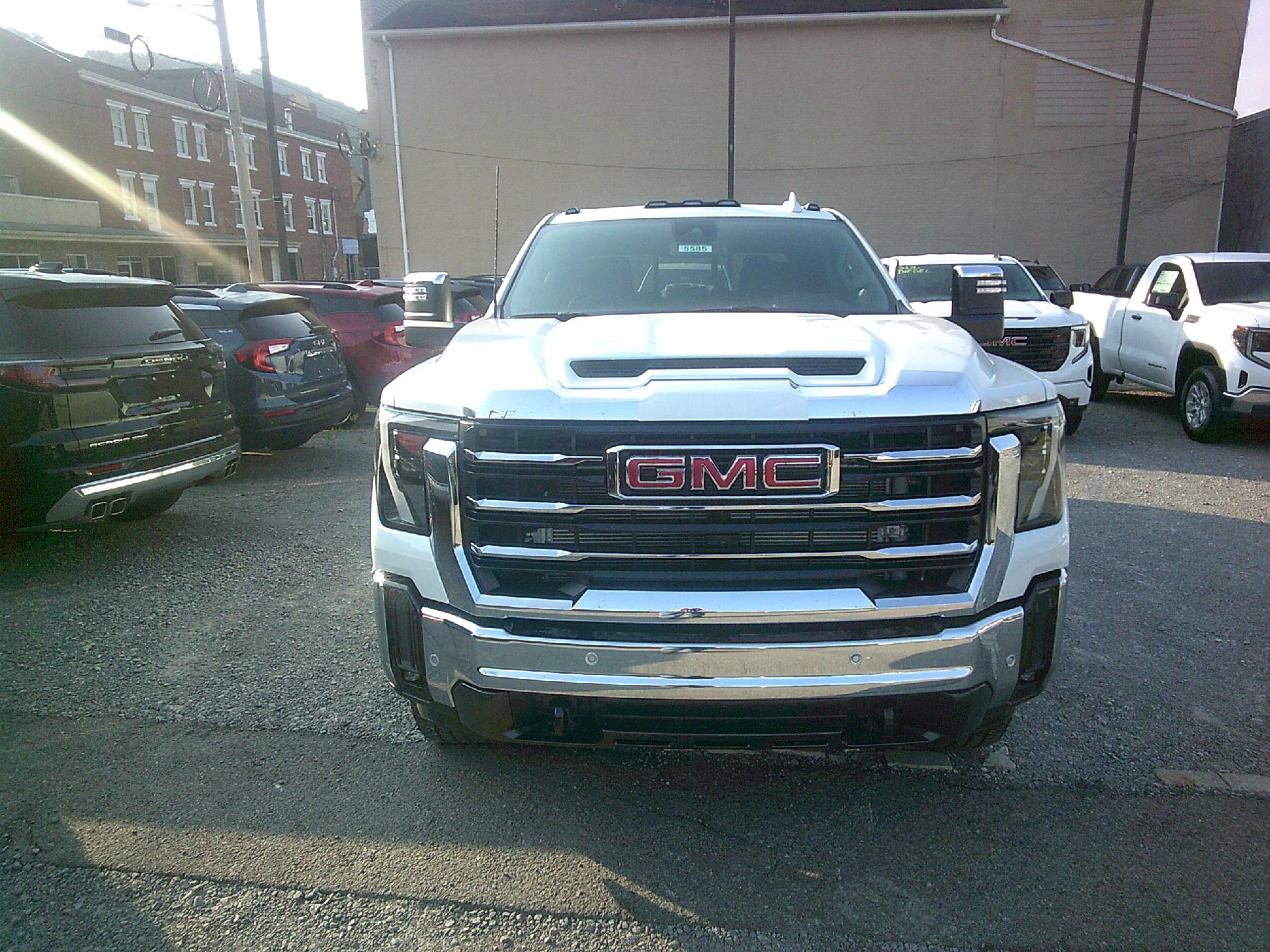 2024 GMC Sierra 2500 HD Vehicle Photo in KITTANNING, PA 16201-1536