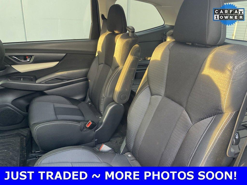 2021 Subaru Ascent Vehicle Photo in Saint Charles, IL 60174