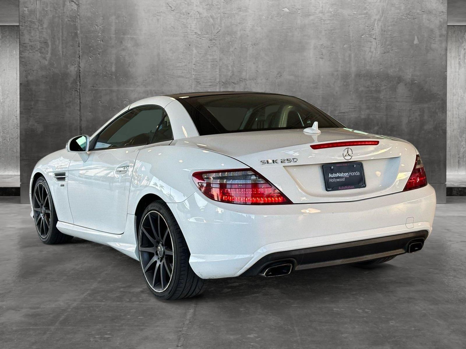 2015 Mercedes-Benz SLK-Class Vehicle Photo in Hollywood, FL 33021