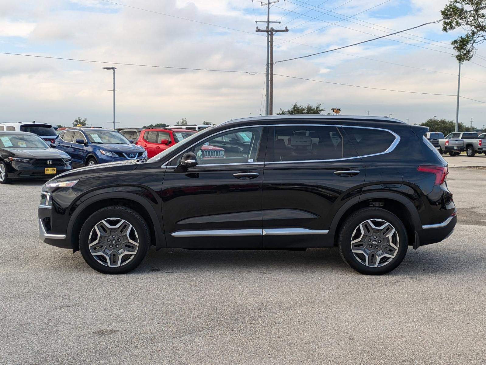 2022 Hyundai SANTA FE Plug-In Hybrid Vehicle Photo in Seguin, TX 78155