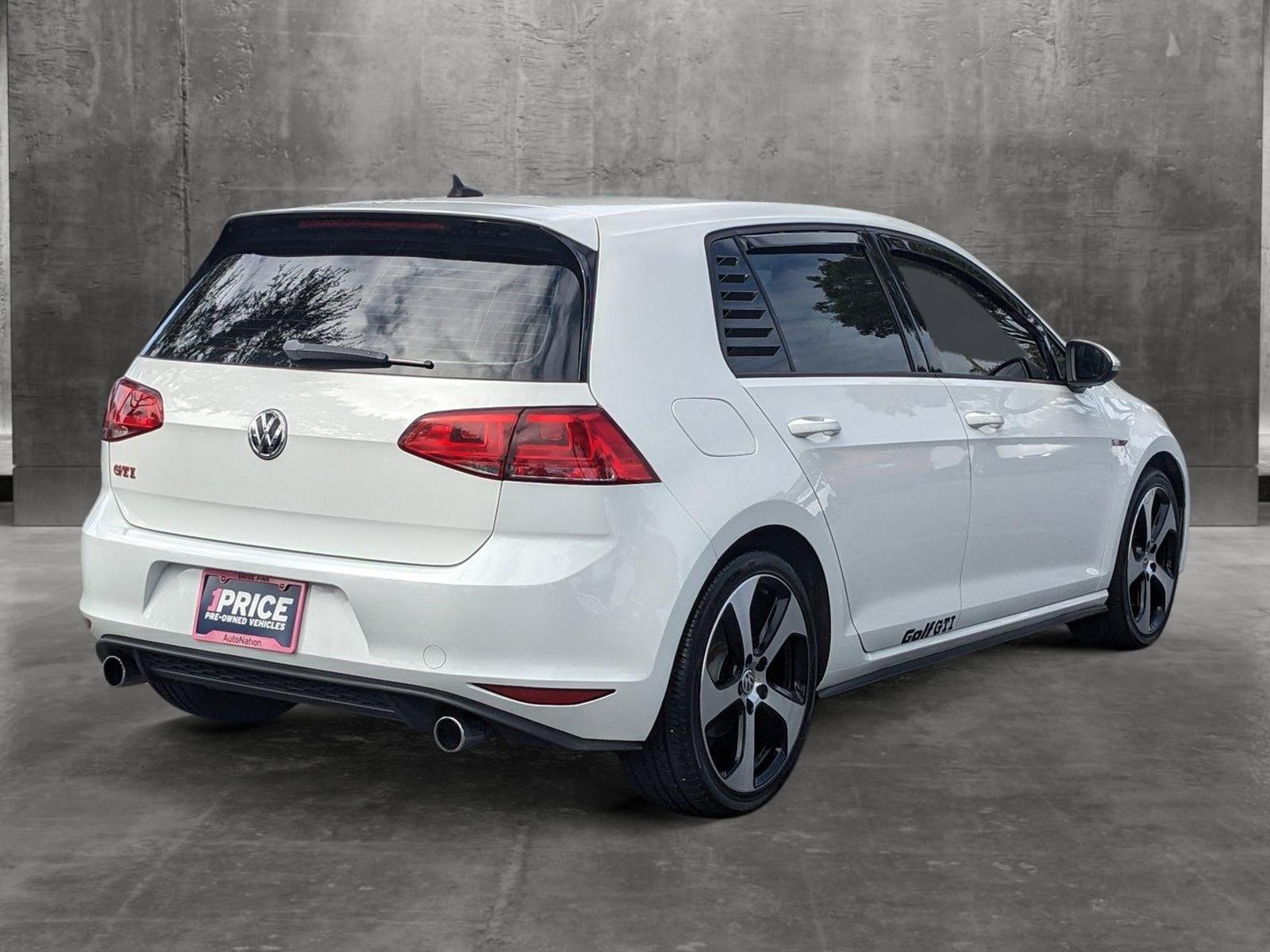 2016 Volkswagen Golf GTI Vehicle Photo in GREENACRES, FL 33463-3207