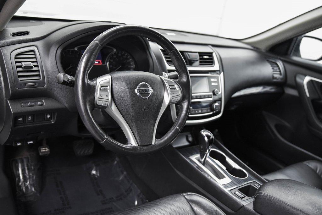 2018 Nissan Altima Vehicle Photo in AKRON, OH 44303-2185