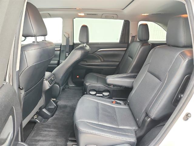 2015 Toyota Highlander Vehicle Photo in Grapevine, TX 76051