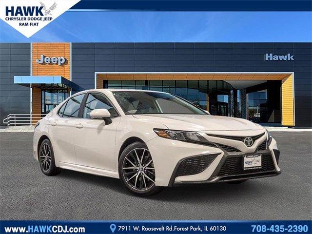 2022 Toyota Camry Vehicle Photo in Saint Charles, IL 60174