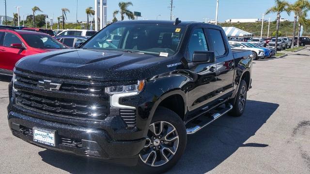 2024 Chevrolet Silverado 1500 Vehicle Photo in VENTURA, CA 93003-8585