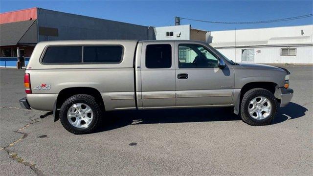 2002 Chevrolet Silverado 1500 Vehicle Photo in BEND, OR 97701-5133