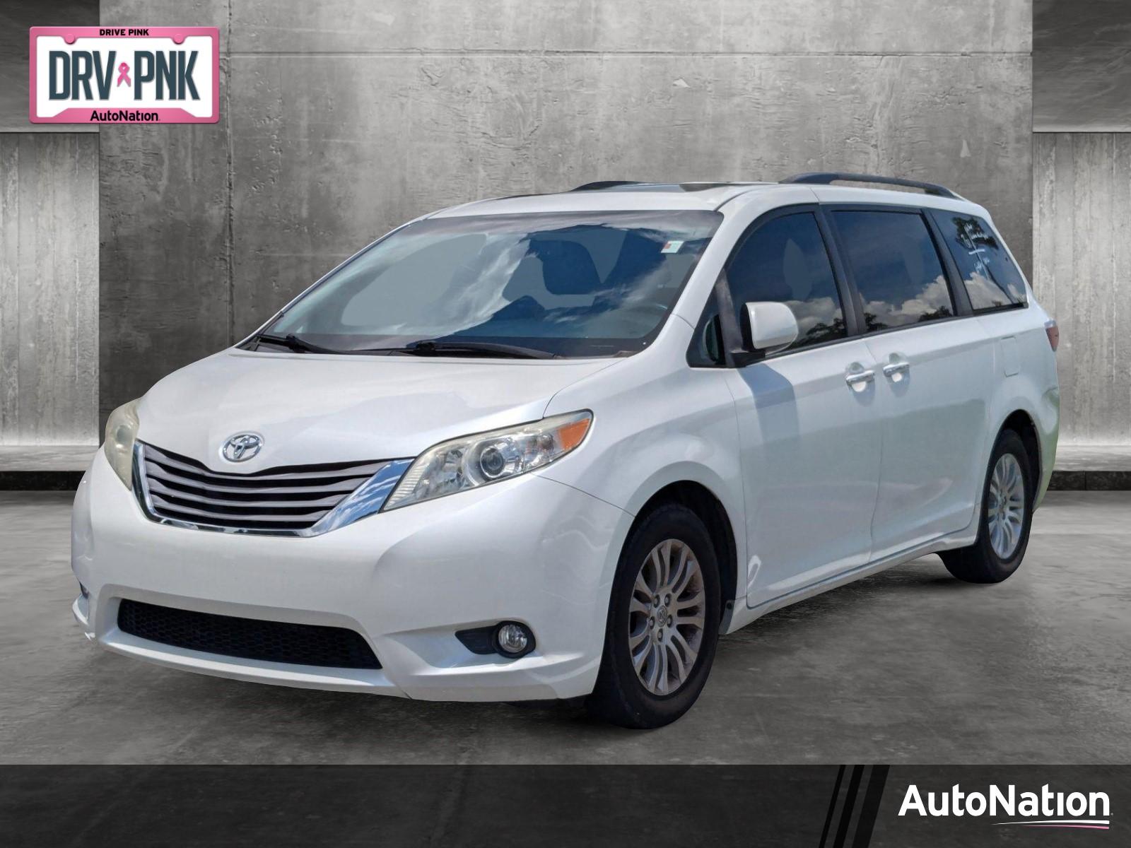 2016 Toyota Sienna Vehicle Photo in Sanford, FL 32771