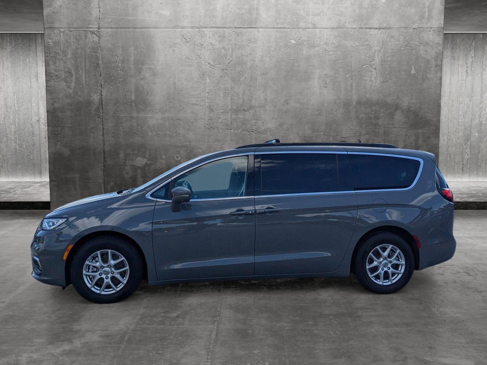 2022 Chrysler Pacifica Vehicle Photo in MIAMI, FL 33134-2699