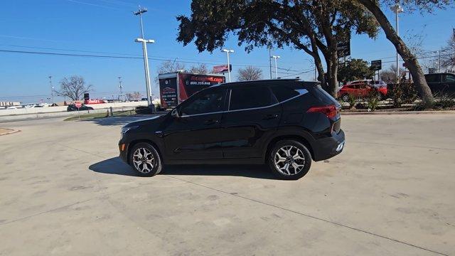 2022 Kia Seltos Vehicle Photo in SELMA, TX 78154-1460