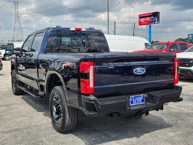 2023 Ford Super Duty F-250 SRW Vehicle Photo in SUGAR LAND, TX 77478-0000