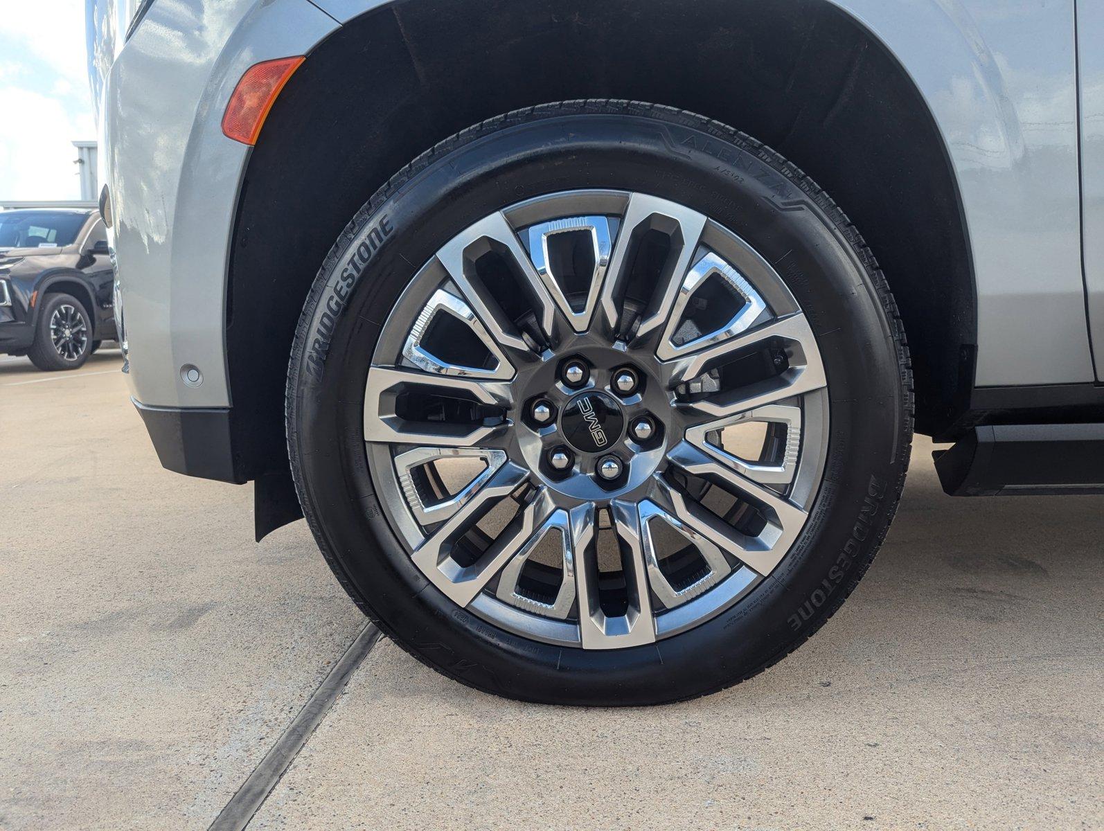 2024 GMC Yukon XL Vehicle Photo in CORPUS CHRISTI, TX 78412-4902