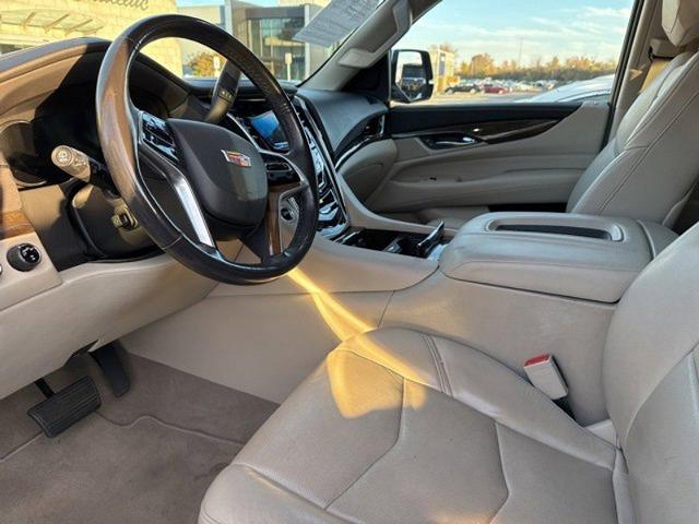 2019 Cadillac Escalade Vehicle Photo in TREVOSE, PA 19053-4984