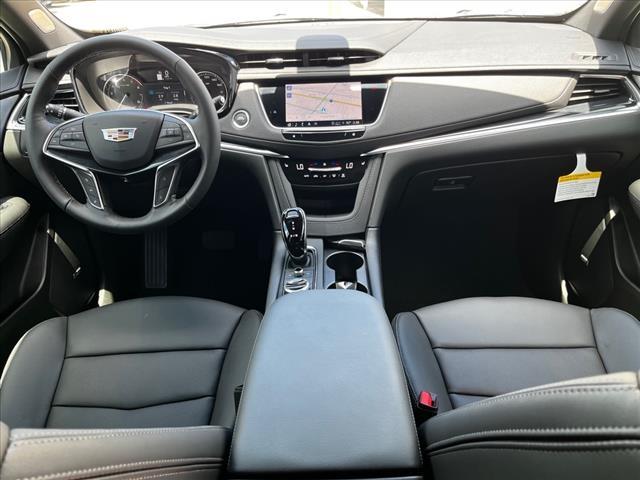 2025 Cadillac XT5 Vehicle Photo in TAMPA, FL 33612-3404