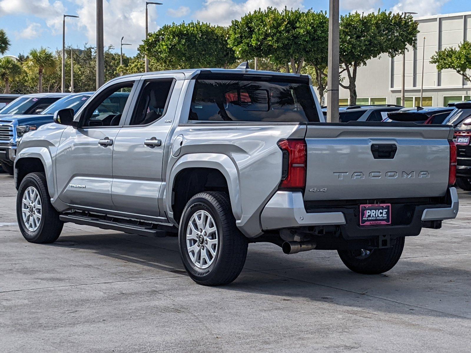 2024 Toyota Tacoma 4WD Vehicle Photo in Davie, FL 33331