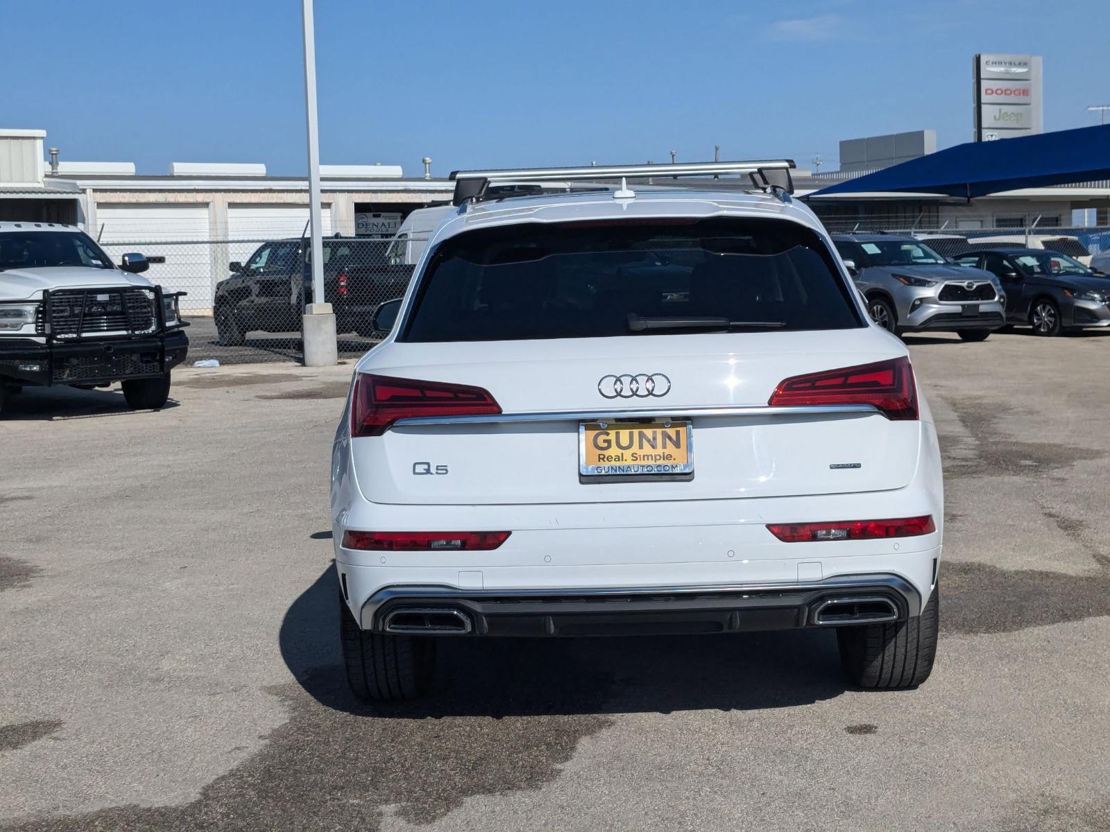 2024 Audi Q5 Vehicle Photo in Seguin, TX 78155