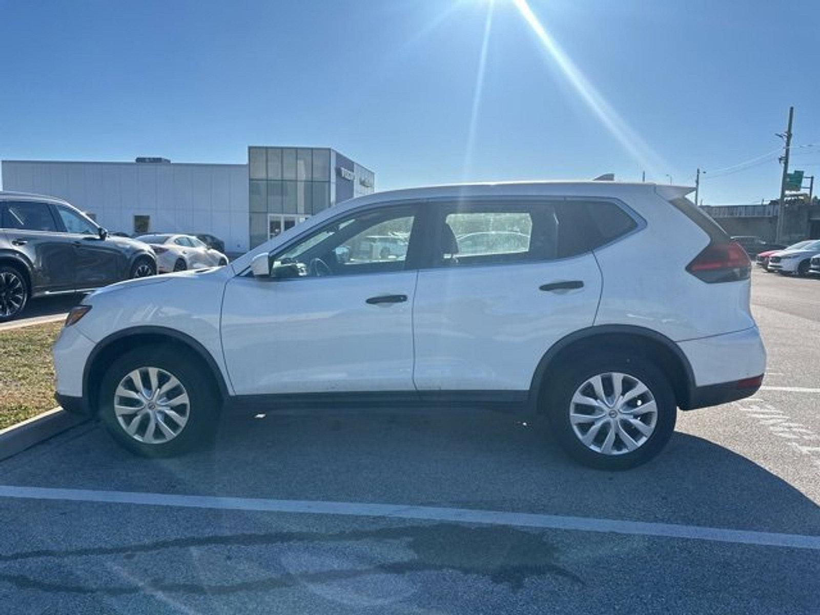 2017 Nissan Rogue Vehicle Photo in Trevose, PA 19053