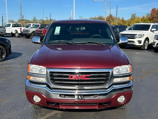 2003 GMC Sierra 1500 Vehicle Photo in Danville, KY 40422-2805