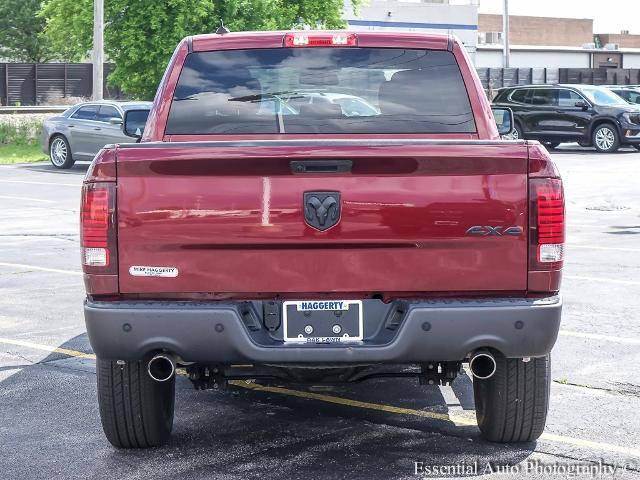 2021 Ram 1500 Classic Vehicle Photo in OAK LAWN, IL 60453-2517