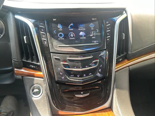 2019 Cadillac Escalade Vehicle Photo in DUNN, NC 28334-8900