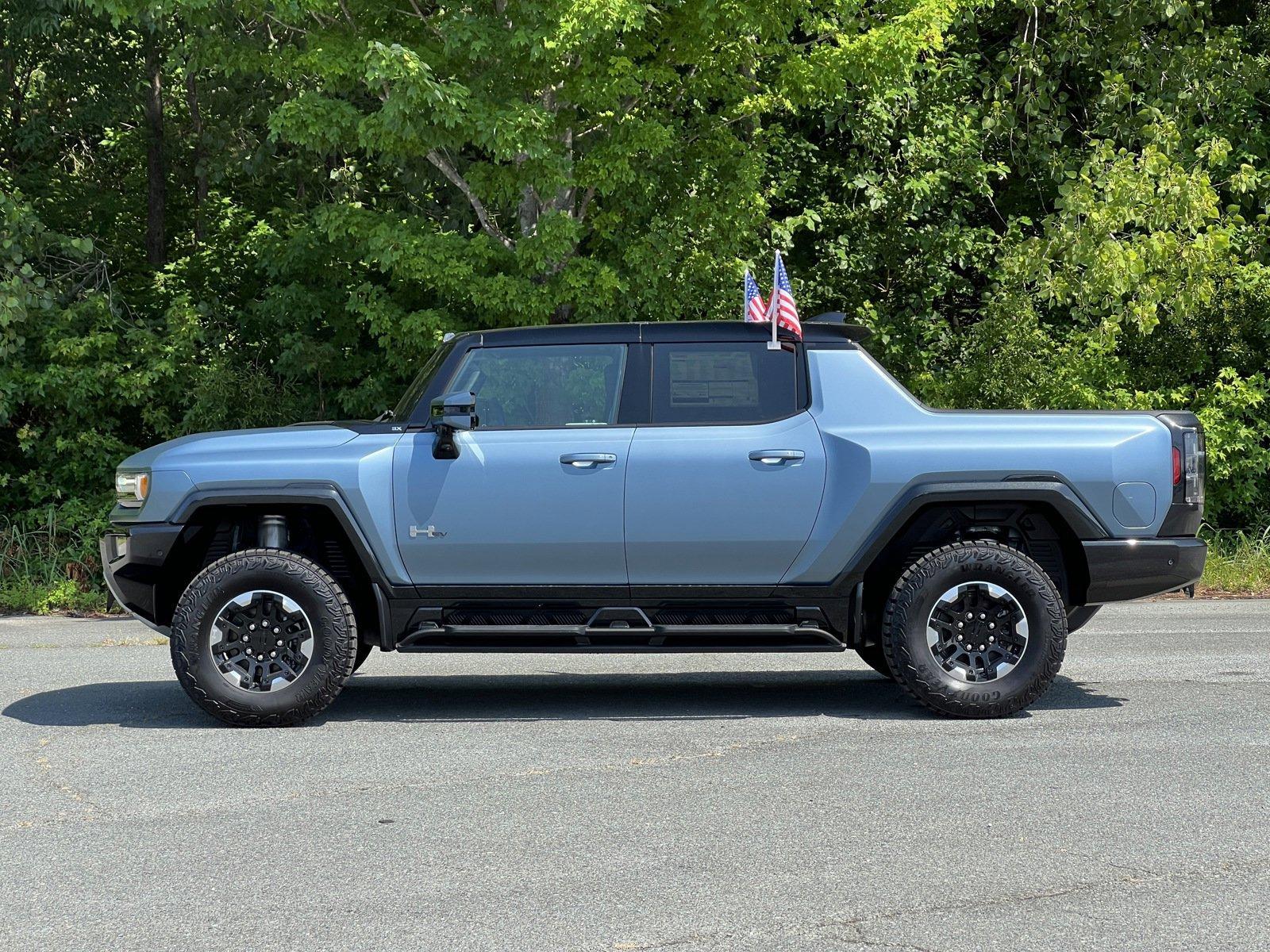 2024 GMC HUMMER EV Pickup Vehicle Photo in MONROE, NC 28110-8431