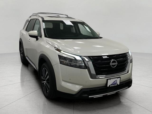 2024 Nissan Pathfinder Vehicle Photo in Appleton, WI 54913