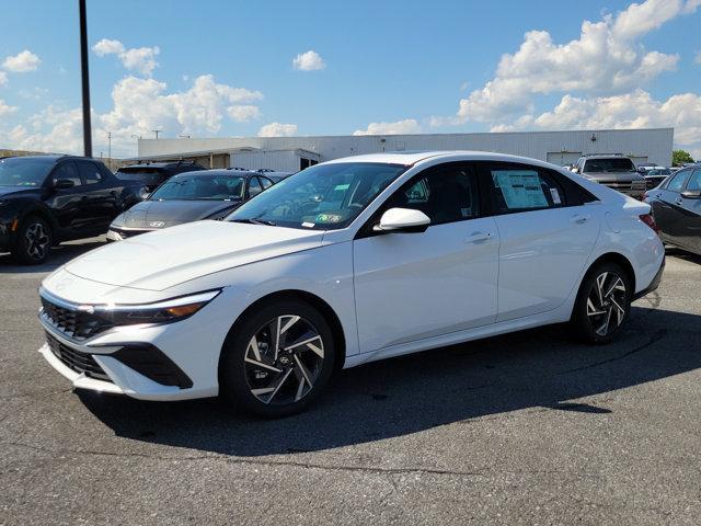 2024 Hyundai ELANTRA Vehicle Photo in Harrisburg, PA 17111