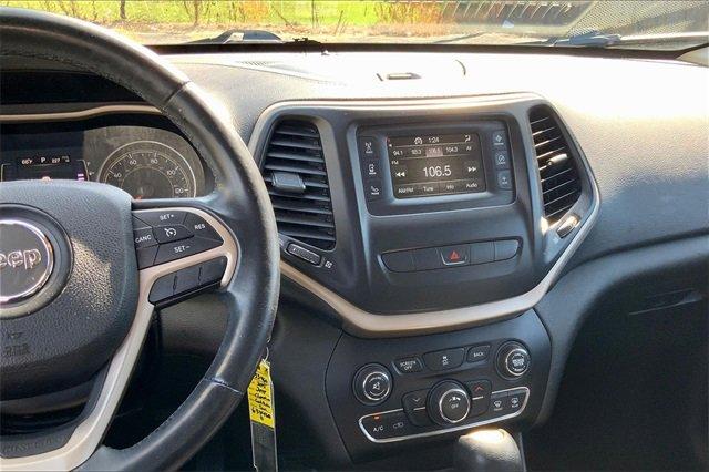 2015 Jeep Cherokee Vehicle Photo in INDEPENDENCE, MO 64055-1314