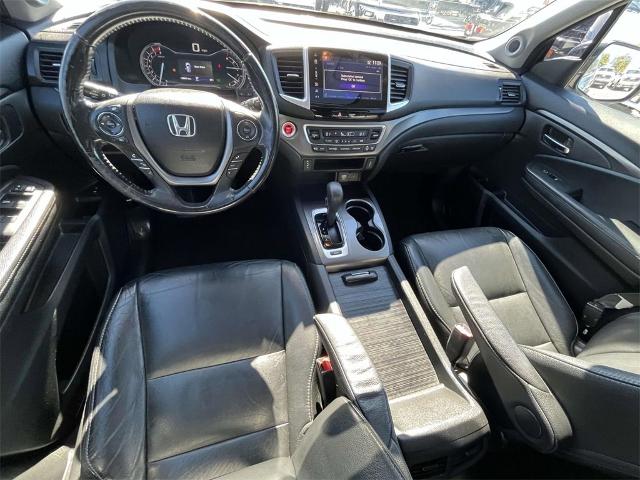 2017 Honda Pilot Vehicle Photo in ALCOA, TN 37701-3235