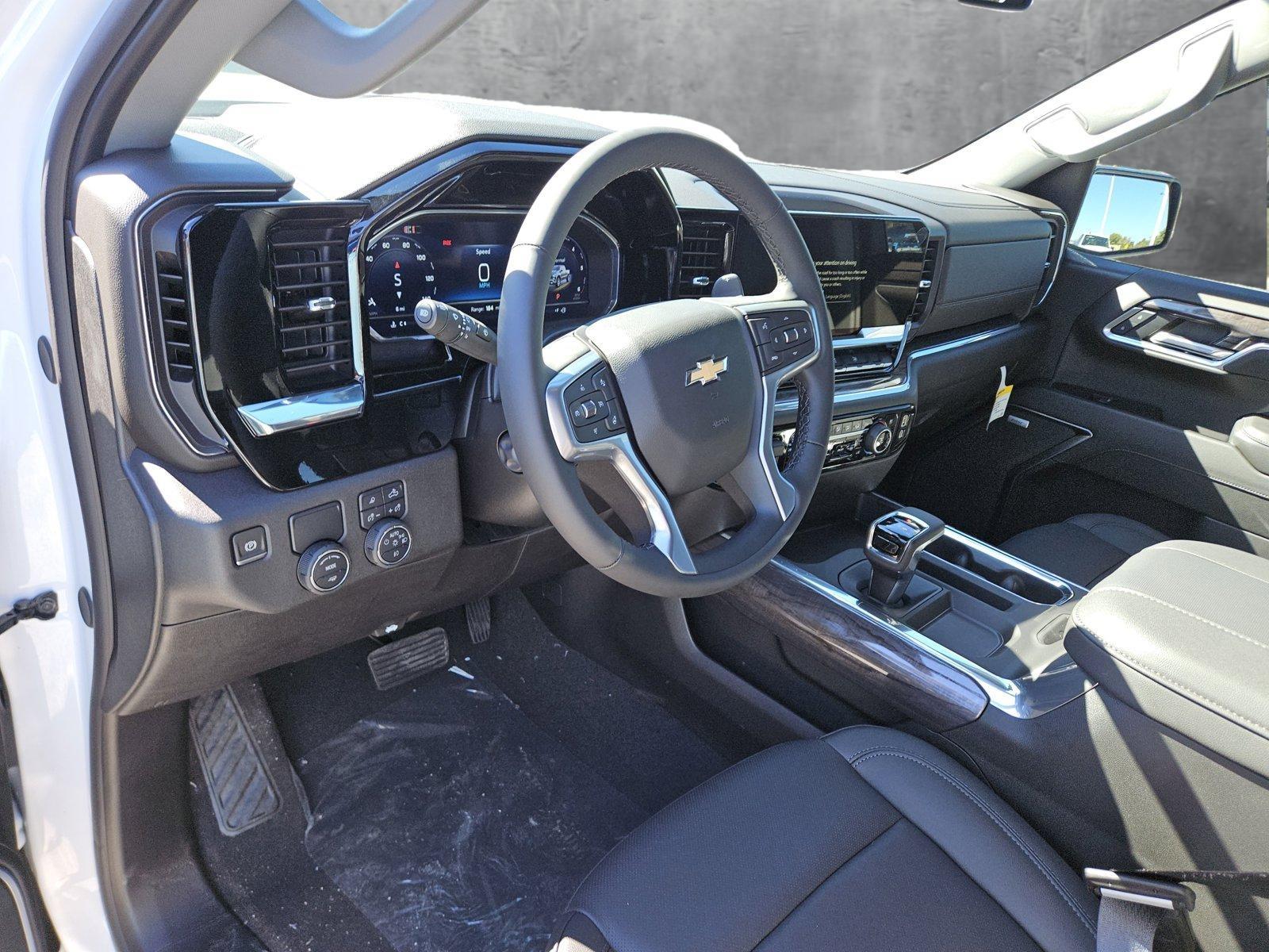 2025 Chevrolet Silverado 1500 Vehicle Photo in NORTH RICHLAND HILLS, TX 76180-7199