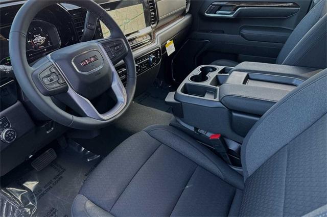 2025 GMC Sierra 1500 Vehicle Photo in ELK GROVE, CA 95757-8703