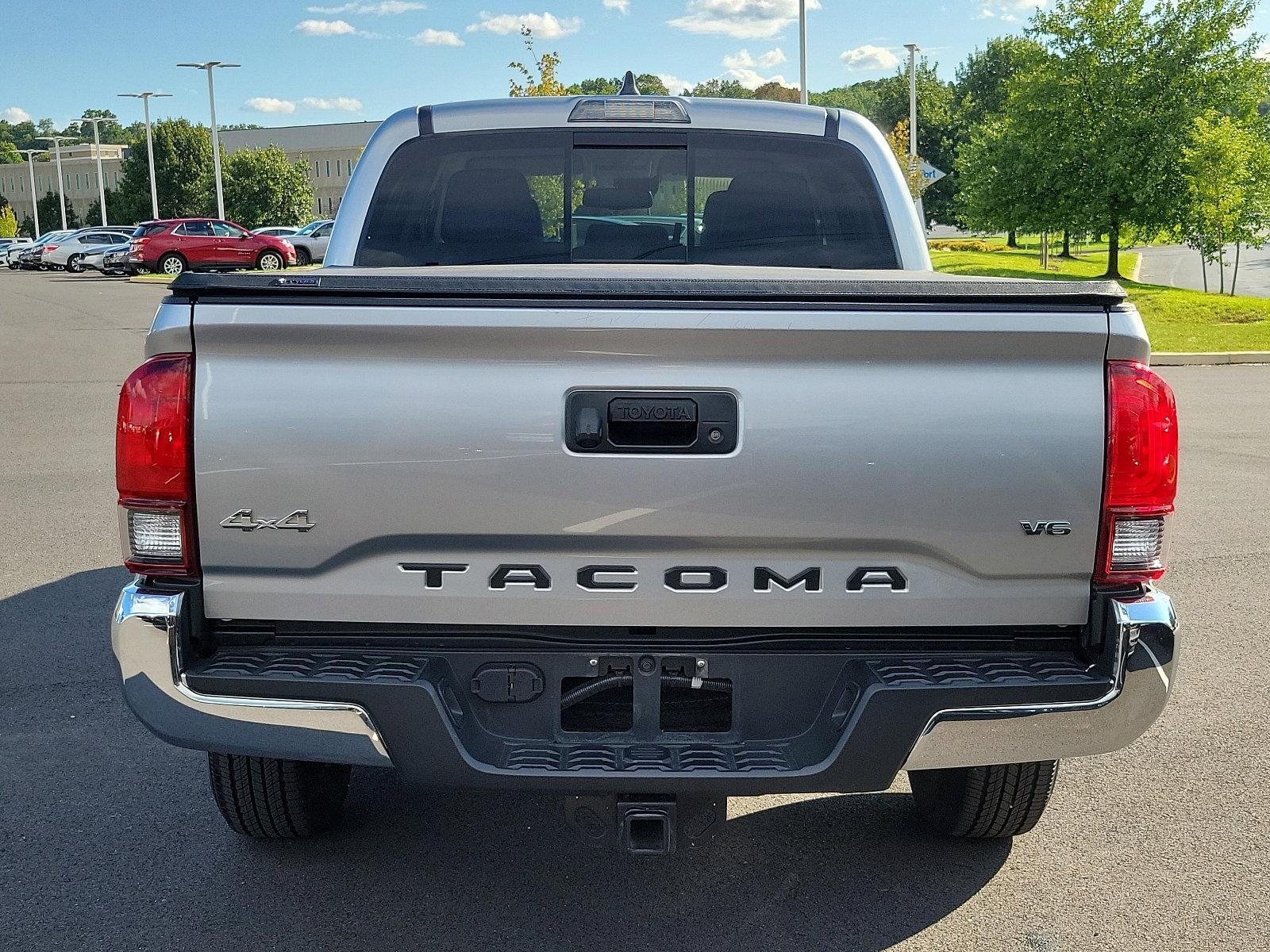 2022 Toyota Tacoma 4WD Vehicle Photo in Harrisburg, PA 17111