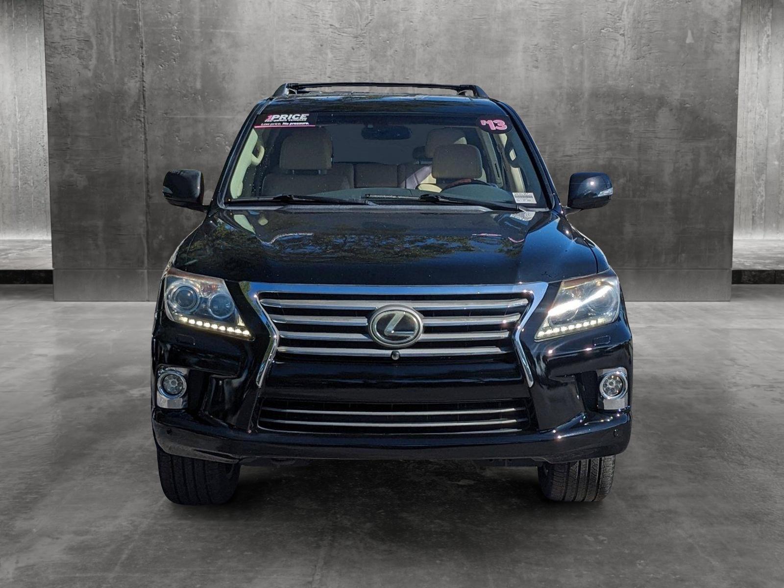 2013 Lexus LX 570 Vehicle Photo in Tampa, FL 33614