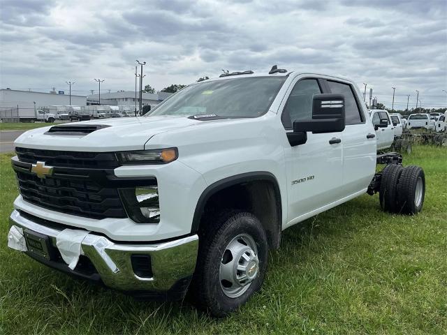 2024 Chevrolet Silverado 3500 HD Vehicle Photo in ALCOA, TN 37701-3235