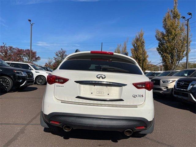 2016 INFINITI QX70 Vehicle Photo in Willow Grove, PA 19090