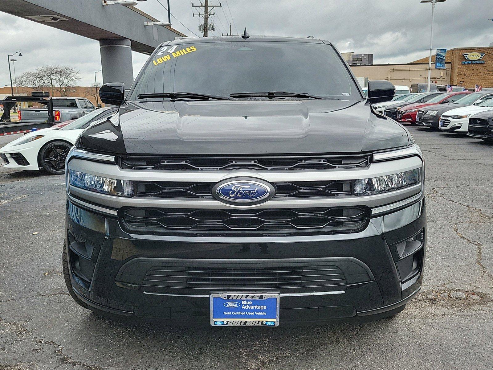 2024 Ford Expedition Max Vehicle Photo in Plainfield, IL 60586