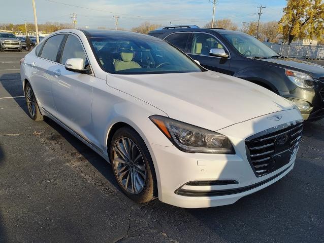 2015 Hyundai Genesis Vehicle Photo in GREEN BAY, WI 54304-5303