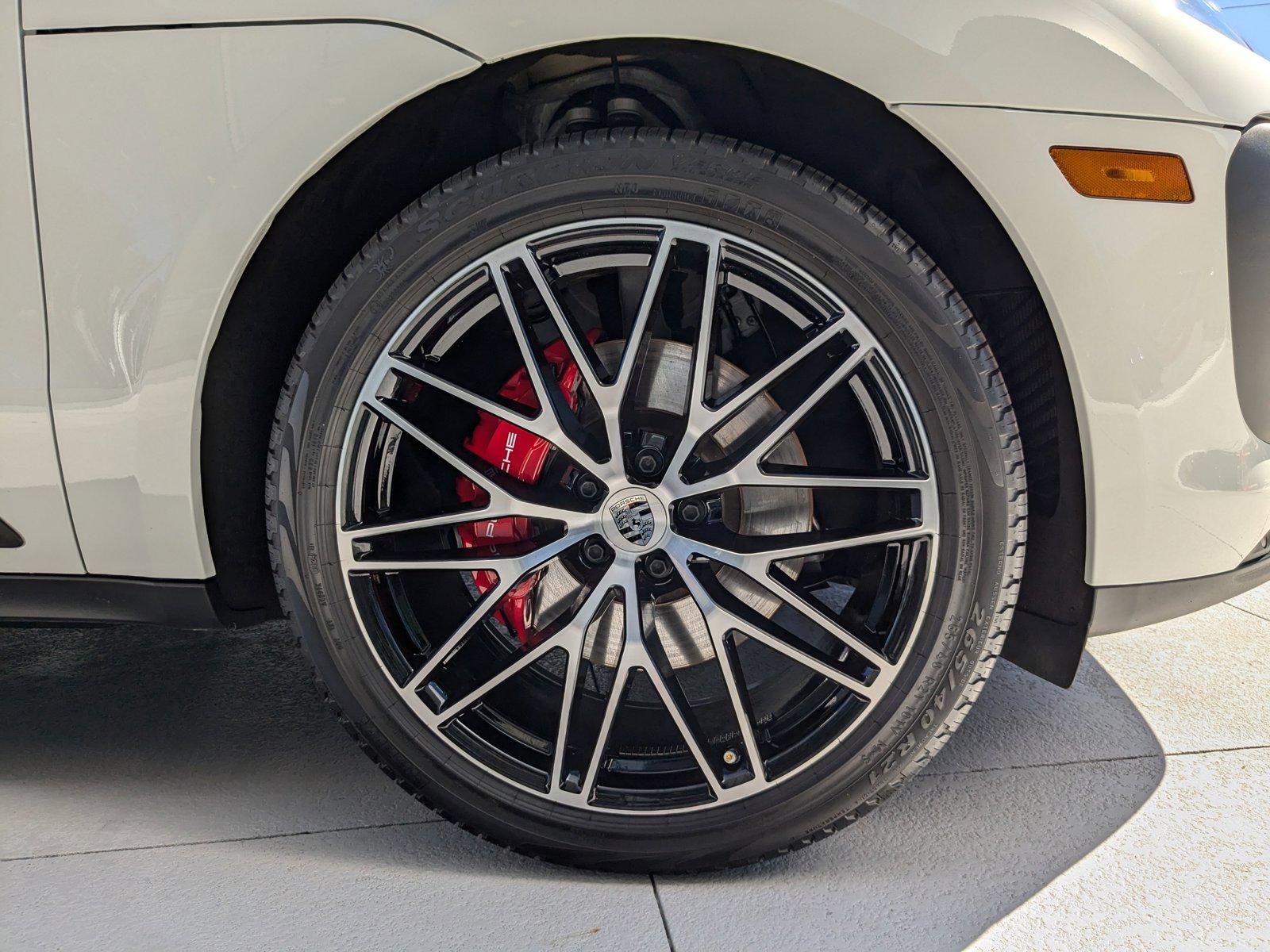 2024 Porsche Macan Vehicle Photo in Maitland, FL 32751