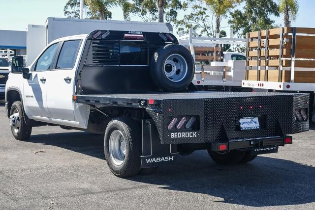 2024 Chevrolet Silverado 3500 HD CC Vehicle Photo in VENTURA, CA 93003-8585