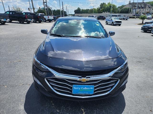 Used 2022 Chevrolet Malibu 1LT with VIN 1G1ZD5ST8NF154842 for sale in Jonesboro, GA