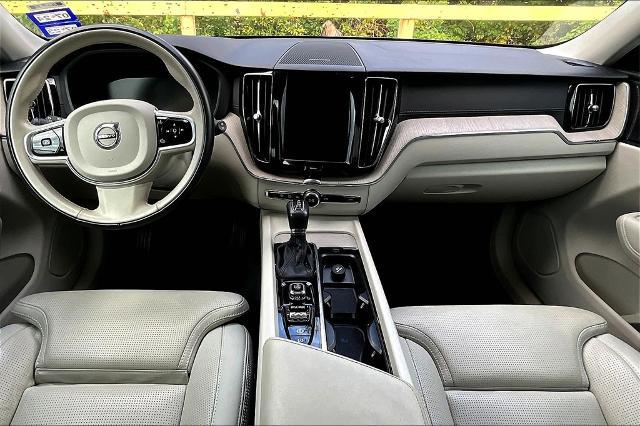 2021 Volvo XC60 Vehicle Photo in Houston, TX 77007